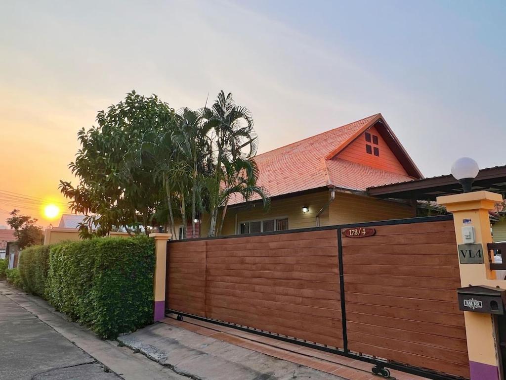 Mantra Pattaya Pool Villa With Jacuzzi In Pattaya-Pet-Friendly جومتين بيتش المظهر الخارجي الصورة