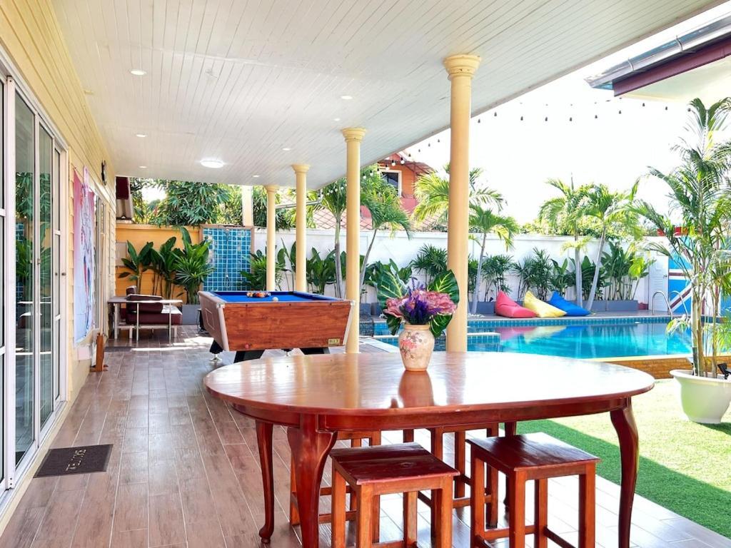 Mantra Pattaya Pool Villa With Jacuzzi In Pattaya-Pet-Friendly جومتين بيتش المظهر الخارجي الصورة